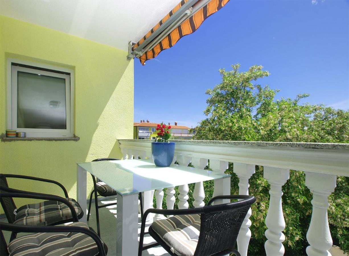 Apartments Milica 56 Pula Exterior photo