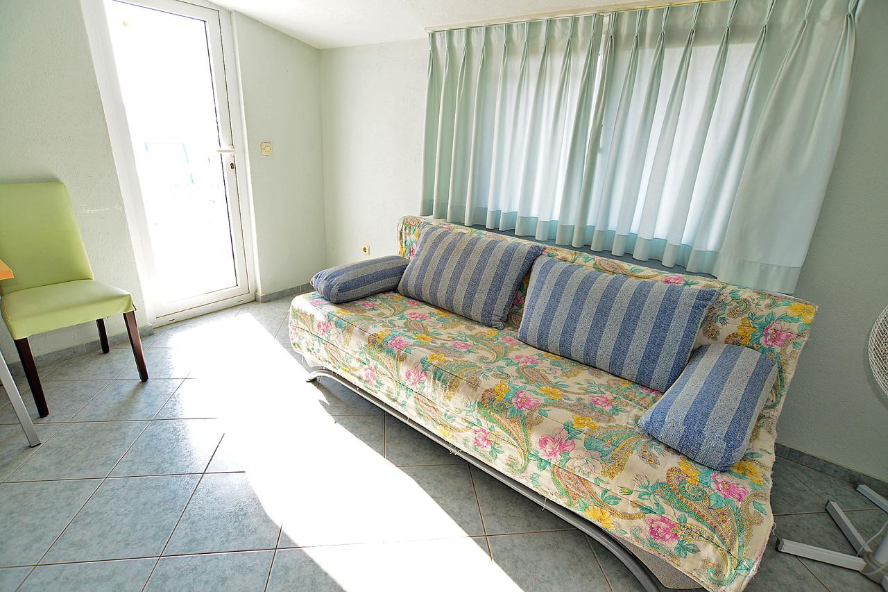 Apartments Milica 56 Pula Exterior photo