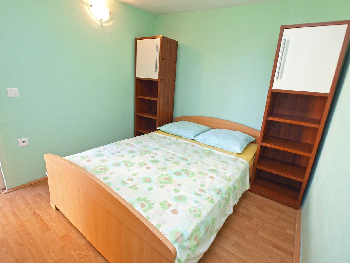 Apartments Milica 56 Pula Exterior photo