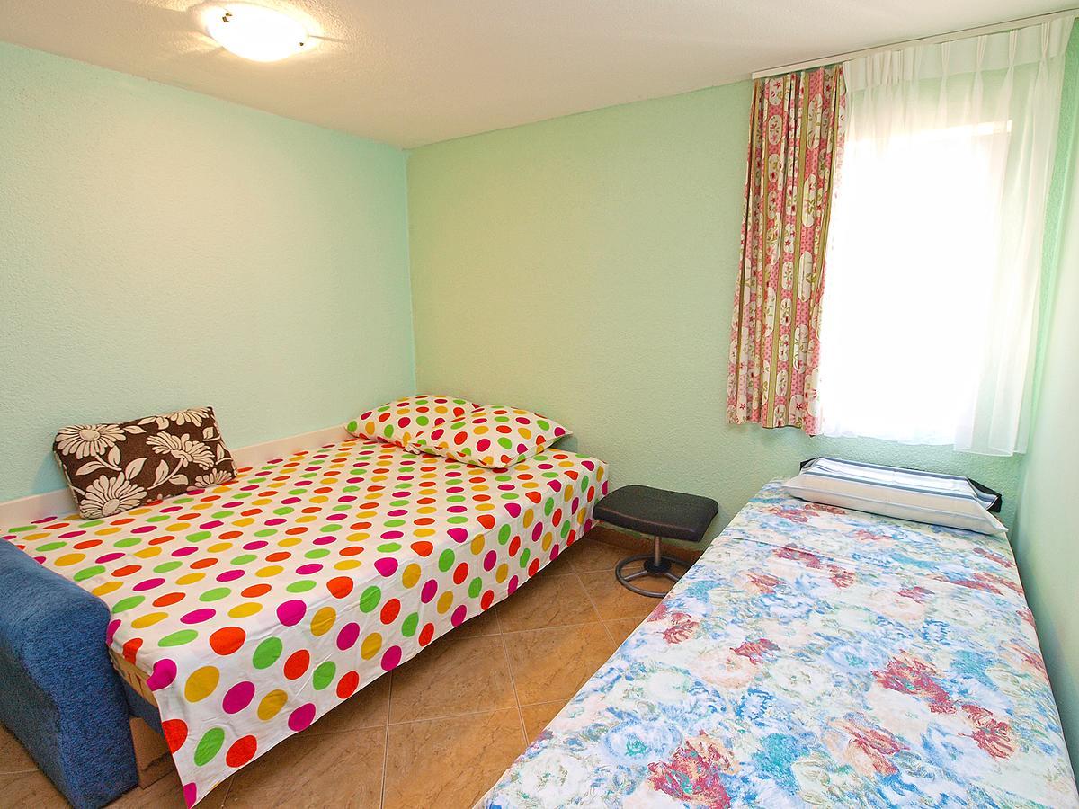 Apartments Milica 56 Pula Exterior photo